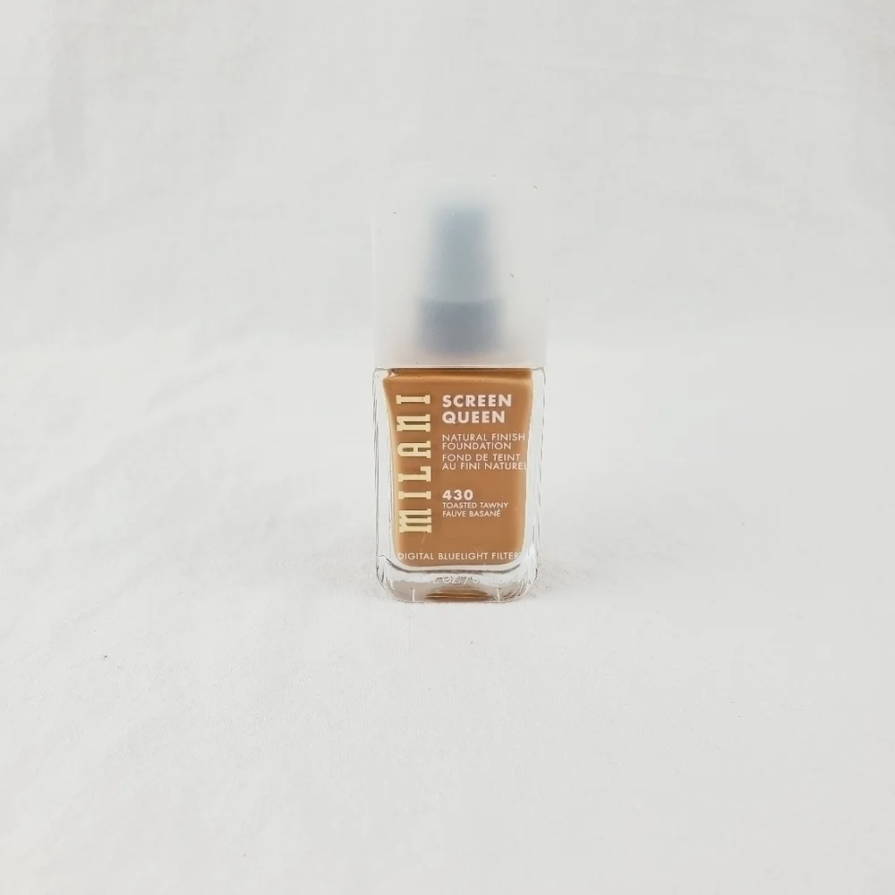 LAST ONE 🔥  Milani screen queen natural finish foundation